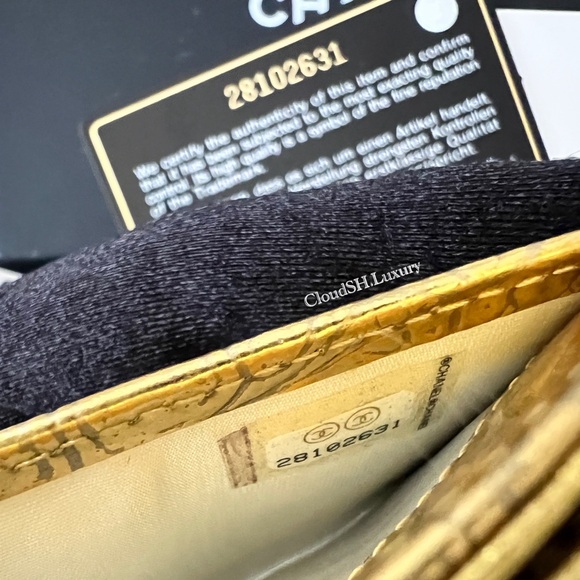 Auth Chanel Gold Croc Embossed Card Holder - Unused Rare - Picture 8 of 8